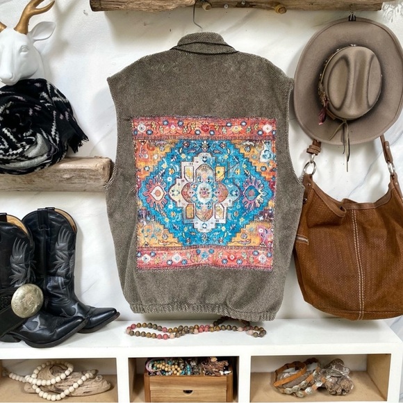 ✨ UPCYCLED fleece trendy herringbone vintage vest w southwestern equestrian vibe - Picture 1 of 15